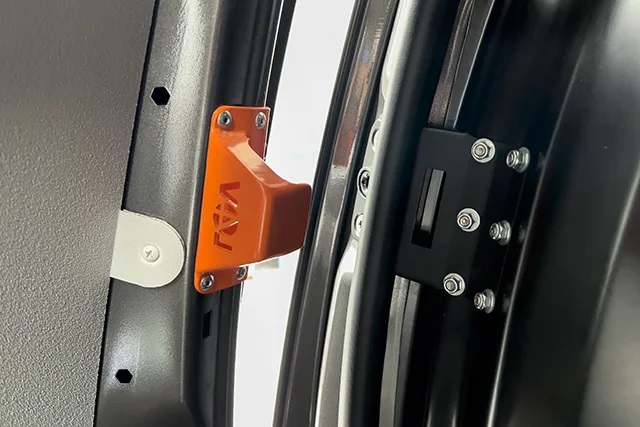 L4v Anti Peel Sikring Mod Nedbukning Af Døre fra Locks4vans